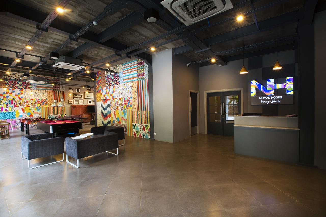 Nomad Hostel Kemang Jakarta Exteriör bild