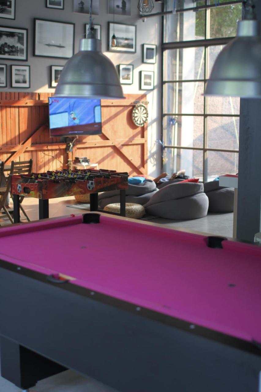 Nomad Hostel Kemang Jakarta Exteriör bild