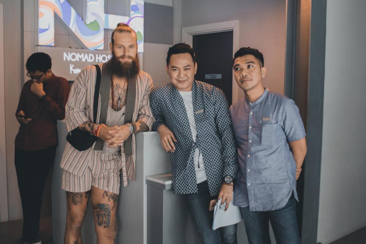 Nomad Hostel Kemang Jakarta Exteriör bild