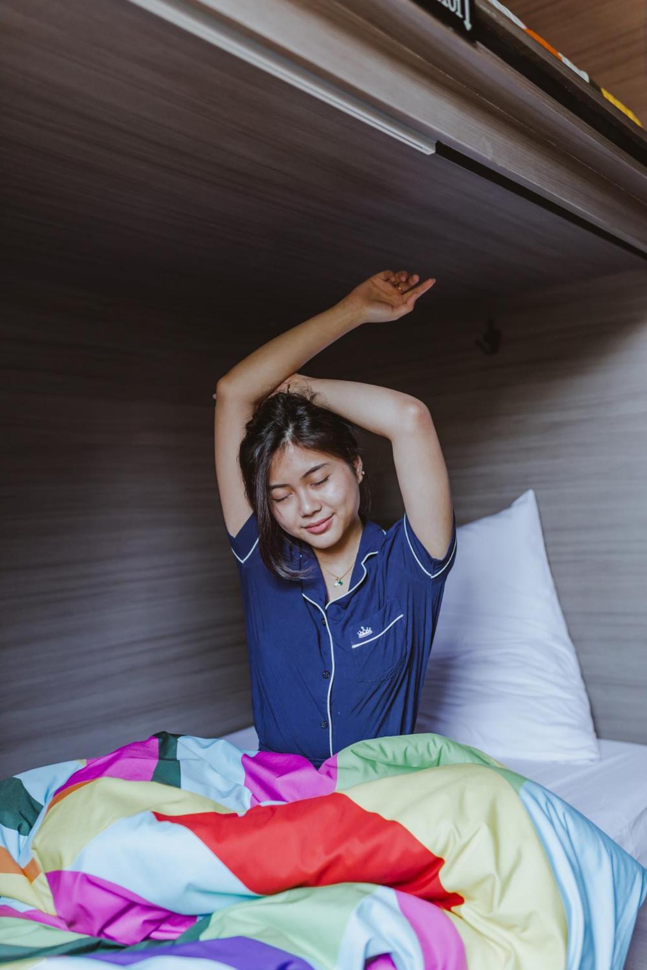 Nomad Hostel Kemang Jakarta Exteriör bild